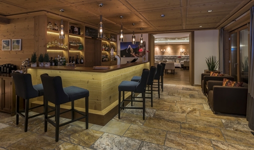 Hotel Tannenhof - Bar - Book on ClassicTravel.com
