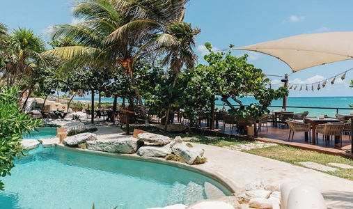 Mezzanine - Pool - Book on ClassicTravel.com