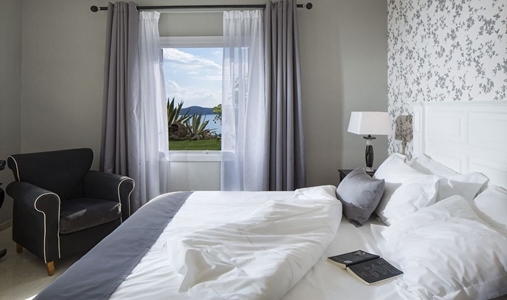 Elounda Gulf Villas - Pool Villa Bedroom - Book on ClassicTravel.com