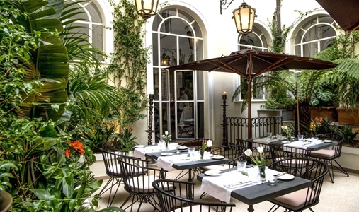 Hotel Vilon - Adelaide Alfresco Dining