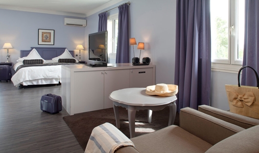Le Vallon de Valrugues and Spa - Deluxe Terrace Suite - Book on ClassicTravel.com