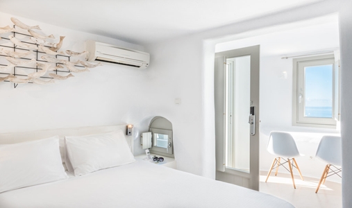On The Rocks - Double Room Caldera View