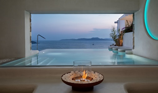 classic-travel-com-mykonos-grand-jacuzzi