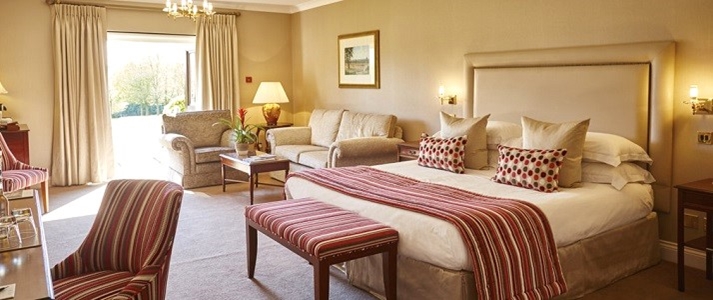 Ashdown Park Hotel - Fairway Junior Suite