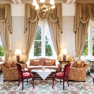Ashdown Park Hotel - Lounge
