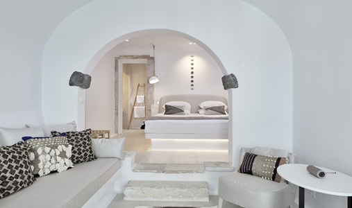 Cosmopolitan Suites - Superior Room - Book on ClassicTravel.com