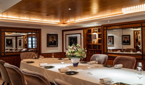 St James Hotel and Club - Library - Book on ClassicTravel.com