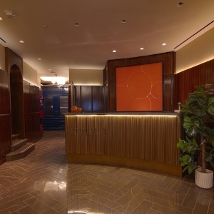 The Iroquois New York - Lobby - Book on ClassicTravel.com