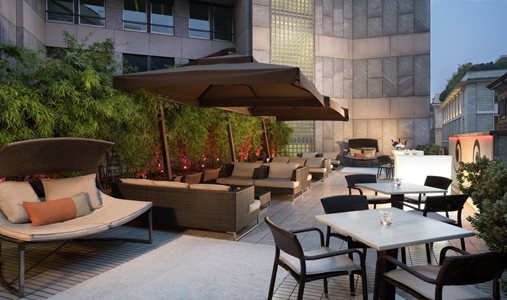 Sina The Gray - Air Terrace - Book on ClassicTravel.com