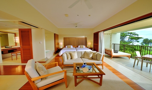 The Terrace Club at Busena - Club Deluxe Sunset - Book on ClassicTravel.com