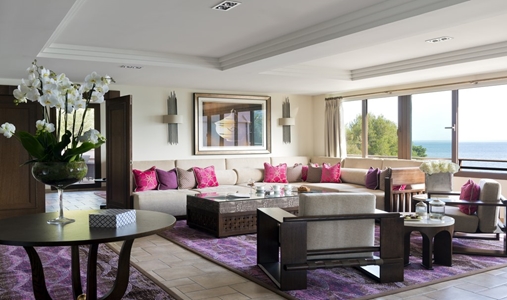Tiara Miramar Beach Hotel - Royal Suite Lounge - Book on ClassicTravel.com
