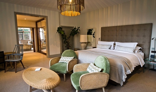 Foxhill Manor - Juniper Suite - Book on ClassicTravel.com