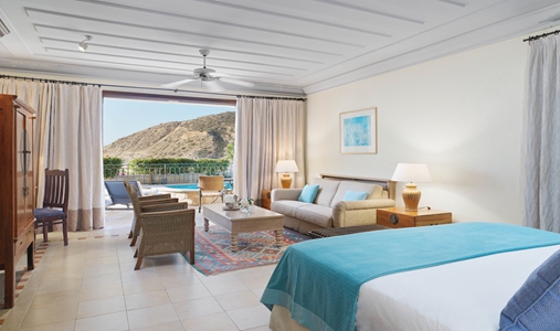 Columbia Beach Resort - Eagles Nest Suite - Book on ClassicTravel.com