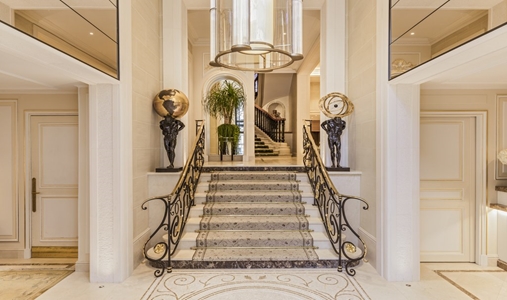 Hotel San Regis - Lobby - Book on ClassicTravel.com