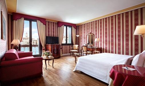 Sina Palazzo Sant Angelo - Exclusive Junior Suite -  Book on ClassicTravel.com