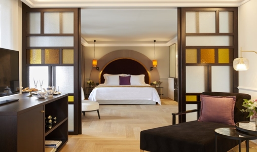 The Excelsior Hotel - Penthouse Suite - Book on ClassicTravel.com