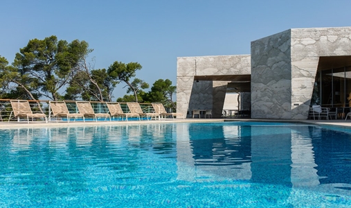D-Resort Sibenik - Yacht Pool - Book on ClassicTravel.com