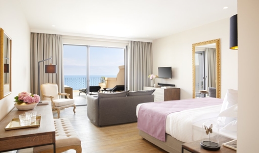 Nido - Mar-Bella Collection - Deluxe Junior Suite Whirpool