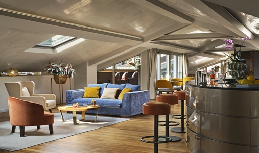Vista Palazzo Lago di Como - Infinity Bar - Book on ClassicTravel.com