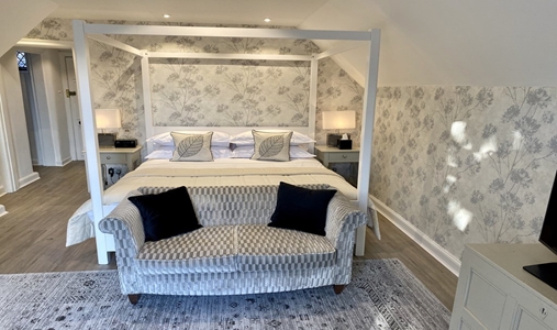 Great Fosters - The Waterloo Suite - Book on ClassicTravel.com