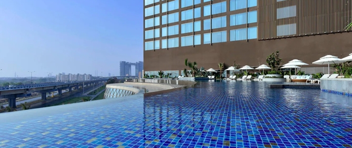 JW Marriott Hotel Kolkata - Outdoor Pool - Book on ClassicTravel.com
