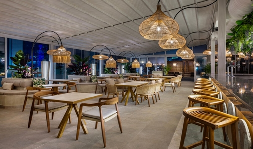 JW Marriott Marquis City Center Doha - Amaru Restaurant & Bar - Book on ClassicTravel.com