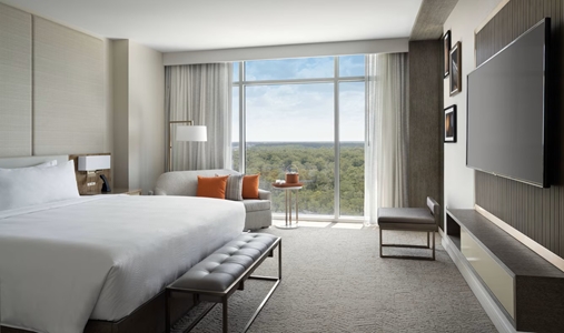 JW Marriott Orlando Bonnet Creek Resort & Spa - Executive King Suite - Book on ClassicTravel.com