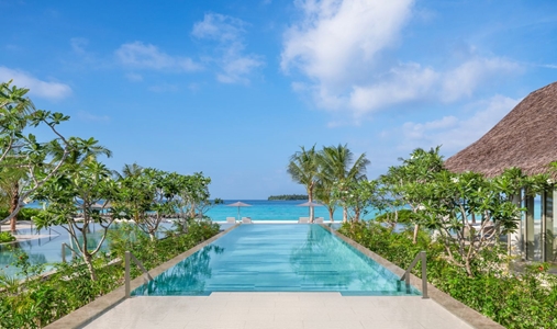 JW Marriott Kaafu Atoll Island Resort - Pool - Book on ClassicTravel.com
