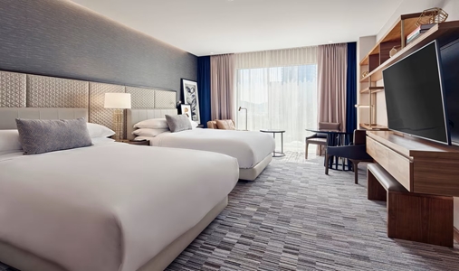 JW Marriott Hotel Monterrey Valle - Queen Queen Deluxe Guest Room - Book on ClassicTravel.com