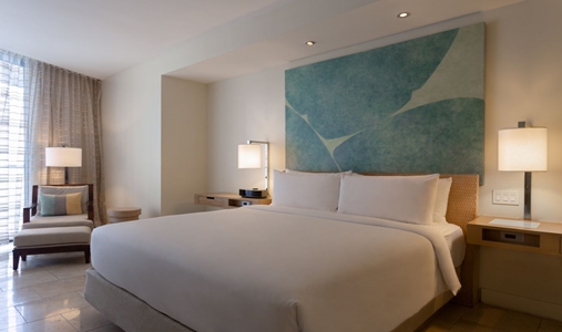 JW Marriott Panama - Deluxe King Guest Room - Book on ClassicTravel.com