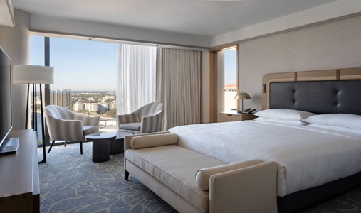 JW Marriott Tampa Water Street - King Suite - Book on ClassicTravel