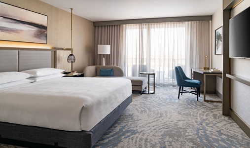 JW Marriott Clearwater Beach Resort & Spa - King Guest Room - Book on ClassicTravel.com