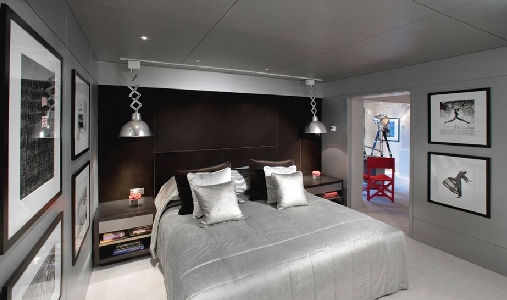 Mandarin Oriental Hong Kong - Book on ClassicTravel.com