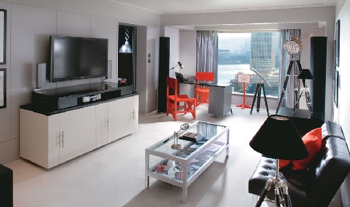 Mandarin Oriental Hong Kong - Book on ClassicTravel.com