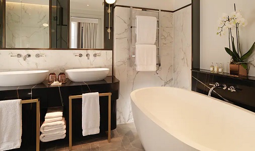 The-Biltmore-Mayfair-King-Premier-Room-One-Bedroom-Suite-Bathroom