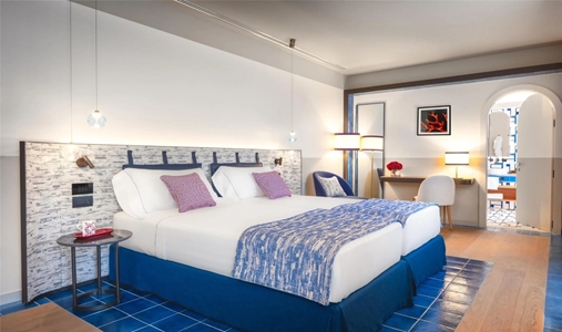 Ara Maris - Open Suite Terrace - Book on ClassicTravel.com