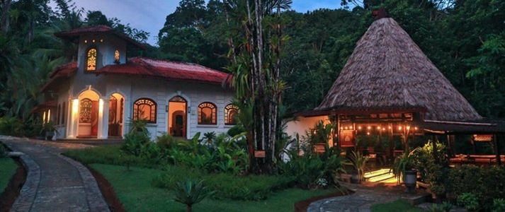 Corcovado Wilderness Lodge by SCP - Restaurant & Bar CWL - Book on ClassicTravel.com