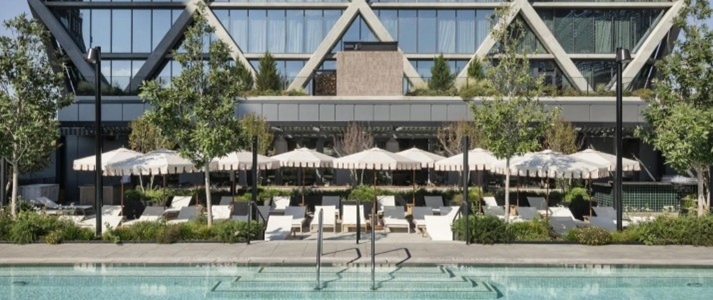 FORTH Hotel and Club - Pool - Book on ClassicTravel.com