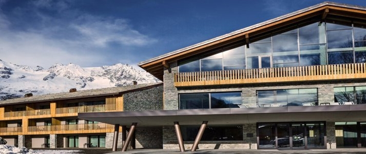 Grand Hotel Courmayeur Mont Blanc - Facade - Book on ClassicTravel.com