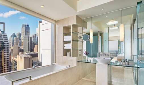 FULLERTON SYDNEY EXECUTIVE SUITE BATHROON