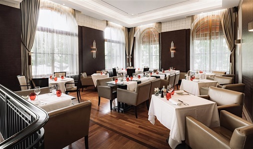 classictravel-com-Hotel-Metropole-Geneve-restaurante-gusto