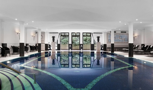 Schlosshotel Berlin by Patrick Hellman-pool