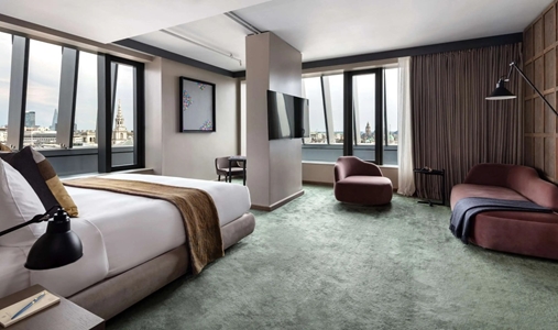 The Londoner - Corner Suite - Book on ClassicTravel.com