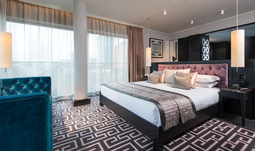 classic-travel-com-The-Fitzwilliam-Hotel-Belfast-deluxe-junior-suite