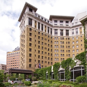 classic-travel-com-the-saint-paul-hotel-exterior