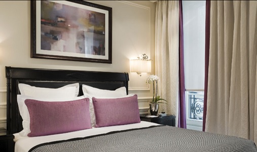 Hotel Kepler Standard Queen Bed