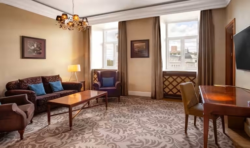 Grand Hotel Vilnius Curio Collection by Hilton - Photo #9