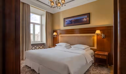Grand Hotel Vilnius Curio Collection by Hilton - Photo #7