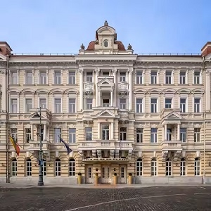 Grand Hotel Vilnius Curio Collection by Hilton
