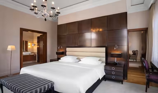 Grand Hotel Vilnius Curio Collection by Hilton - Photo #11